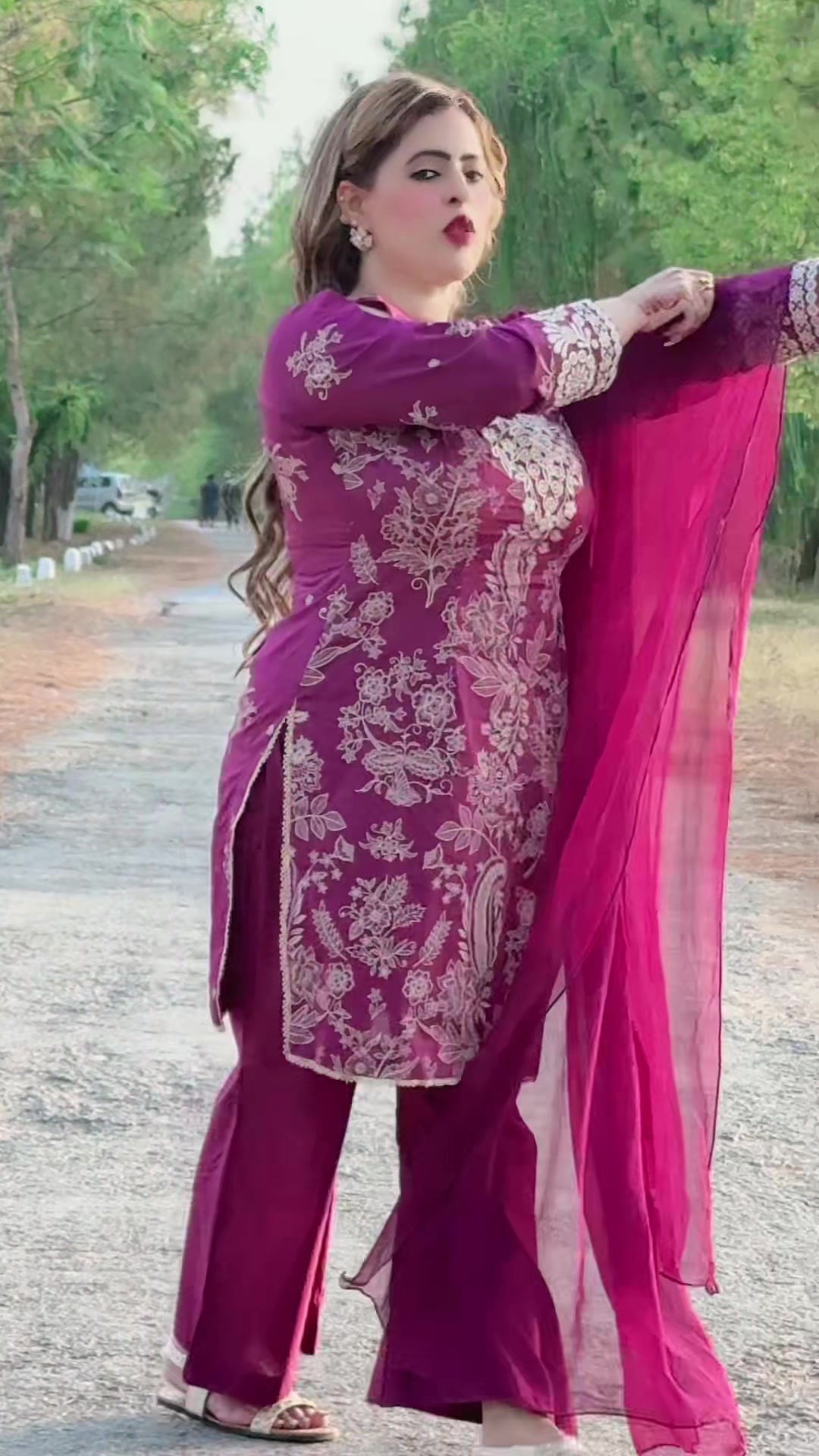 @❤️Waffa khan  &hearts;️