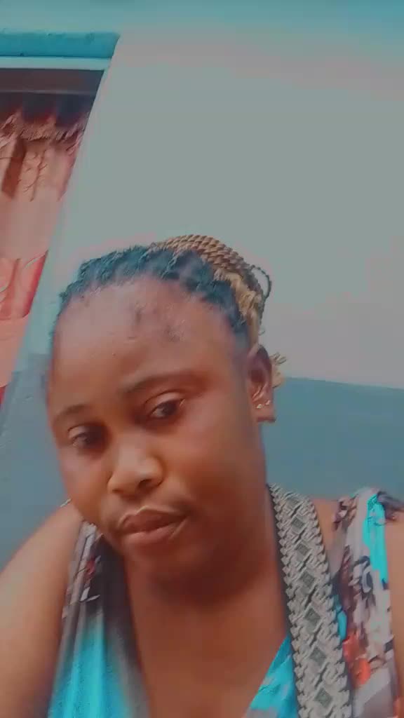 @jupsine lokomo