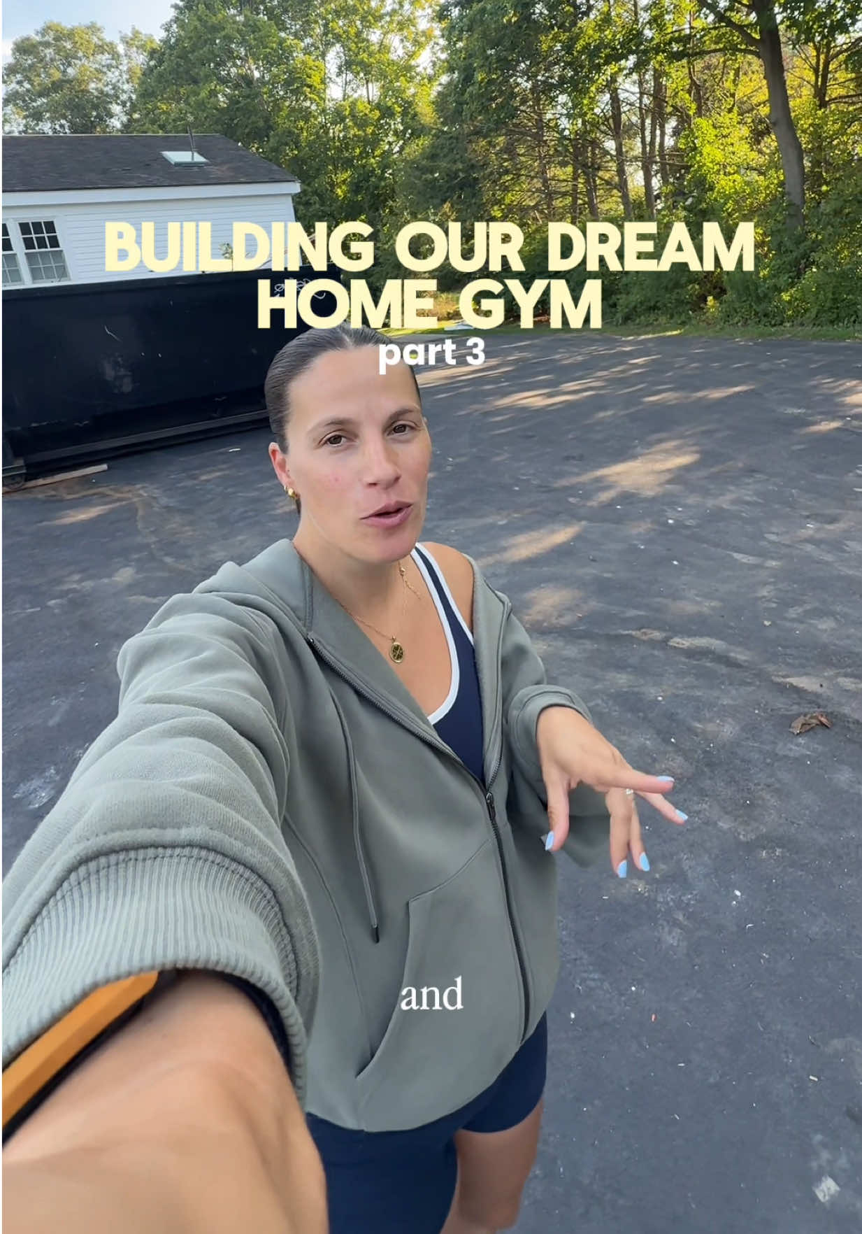 @Ari | Motherhood & Fitness