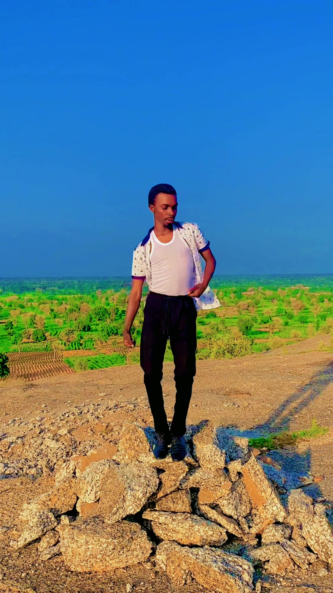 @UMAR Khan