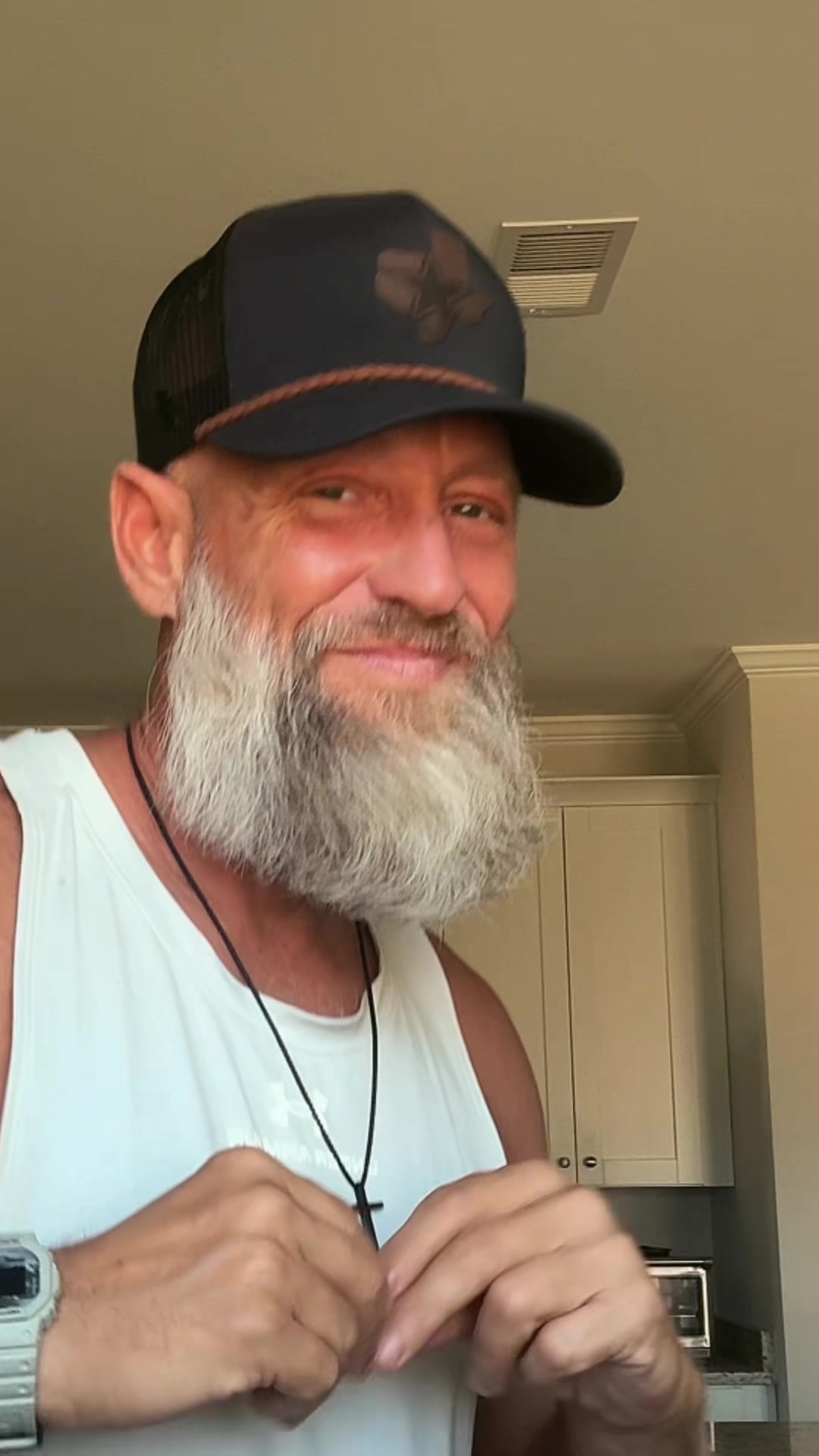 @bearded_bee