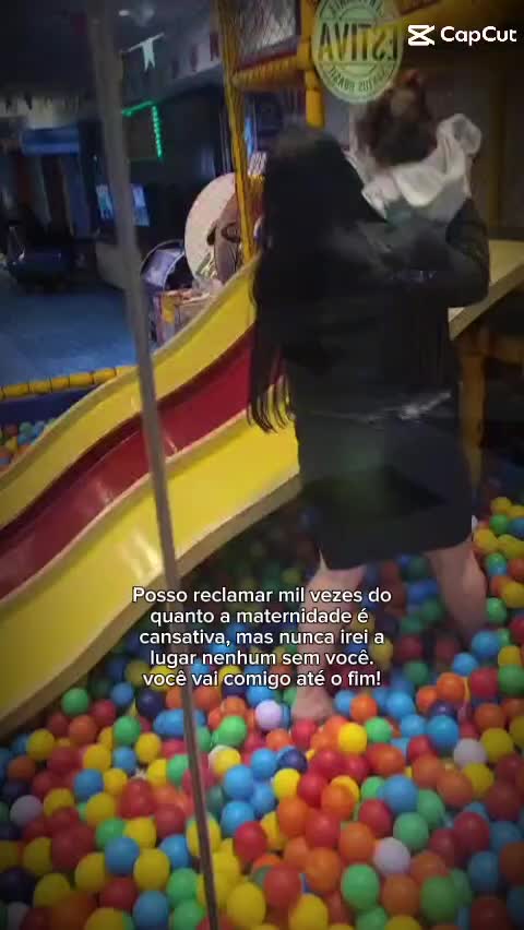 @Tha&iacute;s🍒