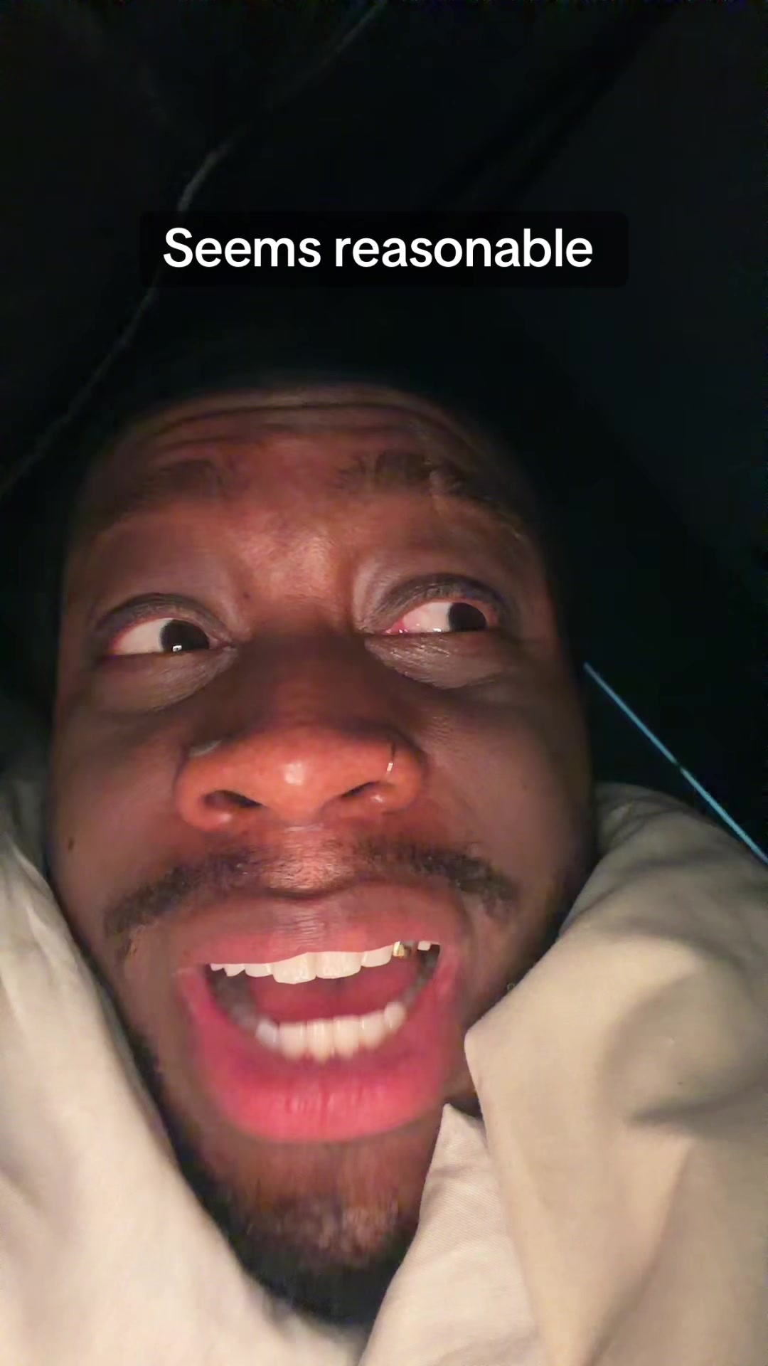 @uɐǝſ ˙ʇS ʎǝssǝſ