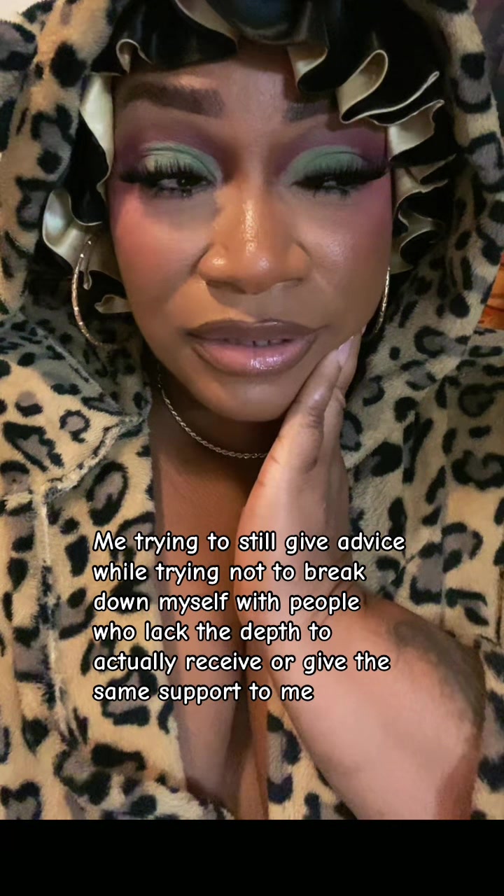 @byeheaux_