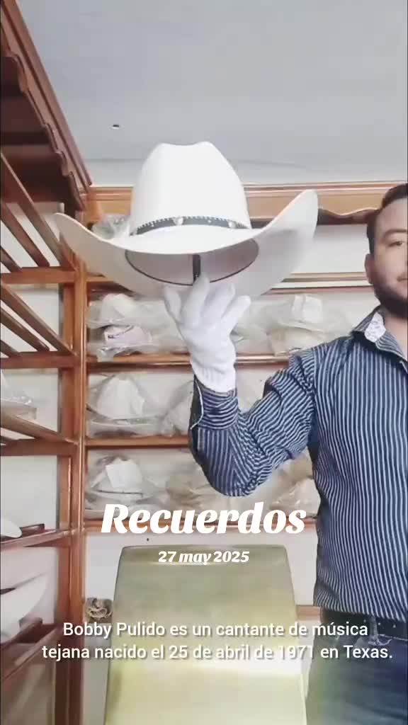 @Adrian hats (Polo El Ranchero)