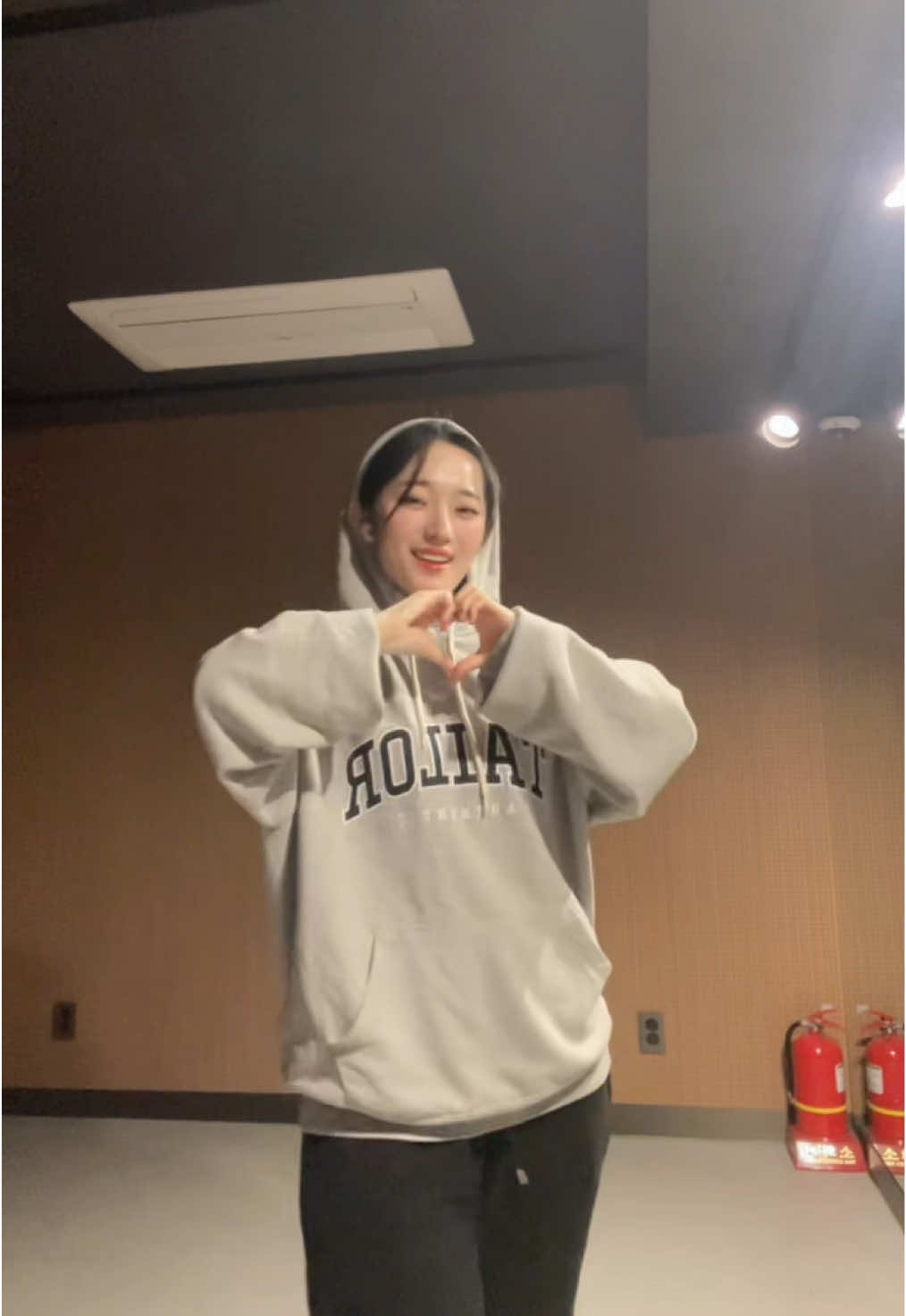 @이아현 AHYEON