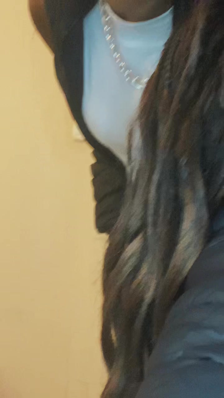 @Lele🤎