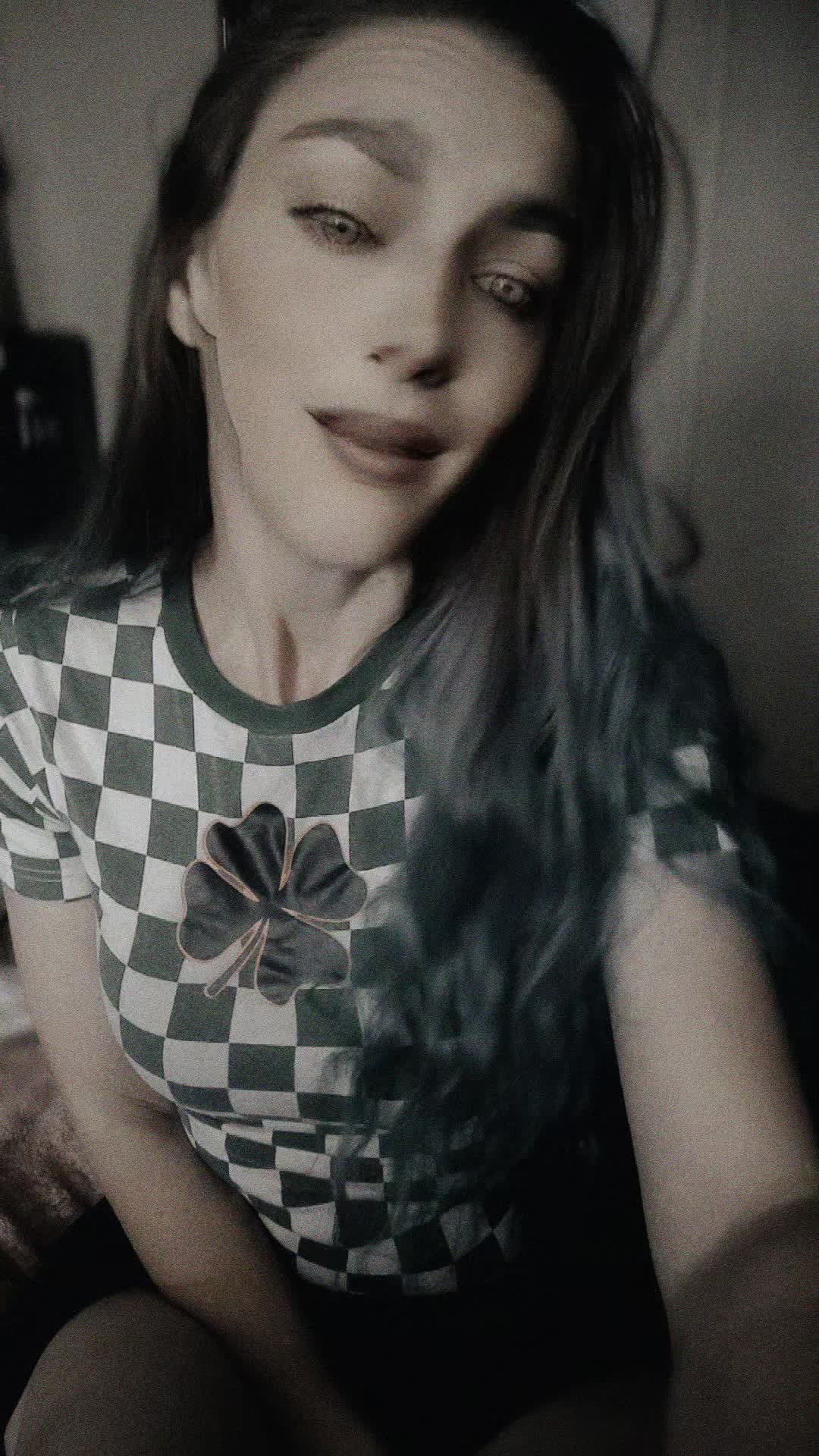 @𝕮𝖔-𝕼𝖚𝖊𝖊𝖓💎𝕮𝖍𝖊𝖛𝖞