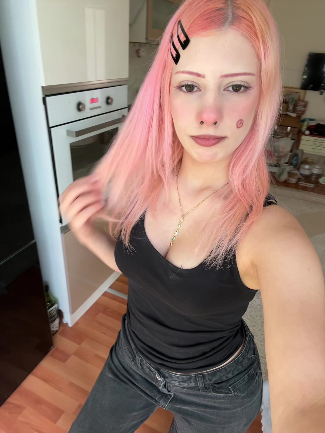 @llarem
