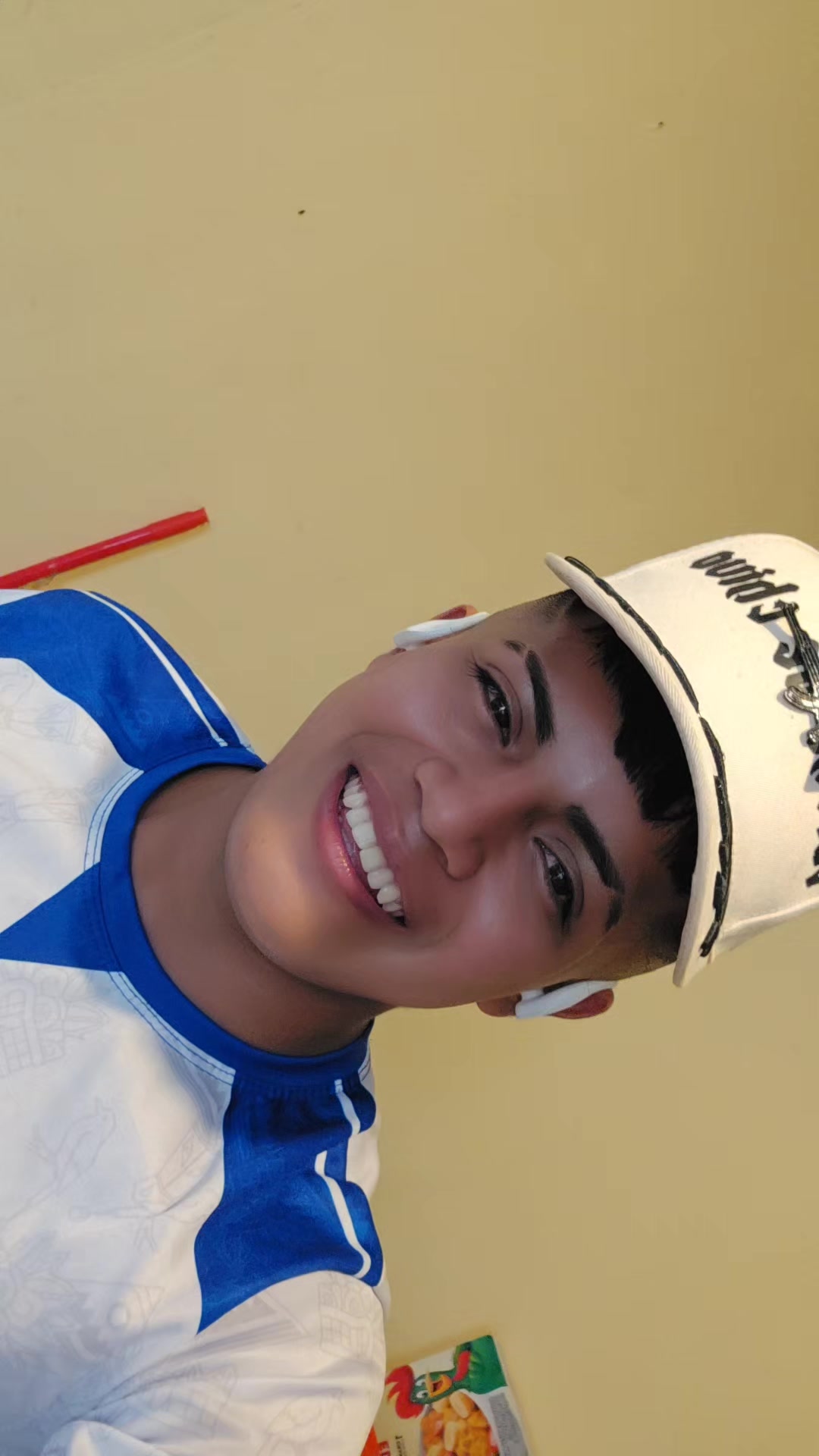 @LENER CASTRO