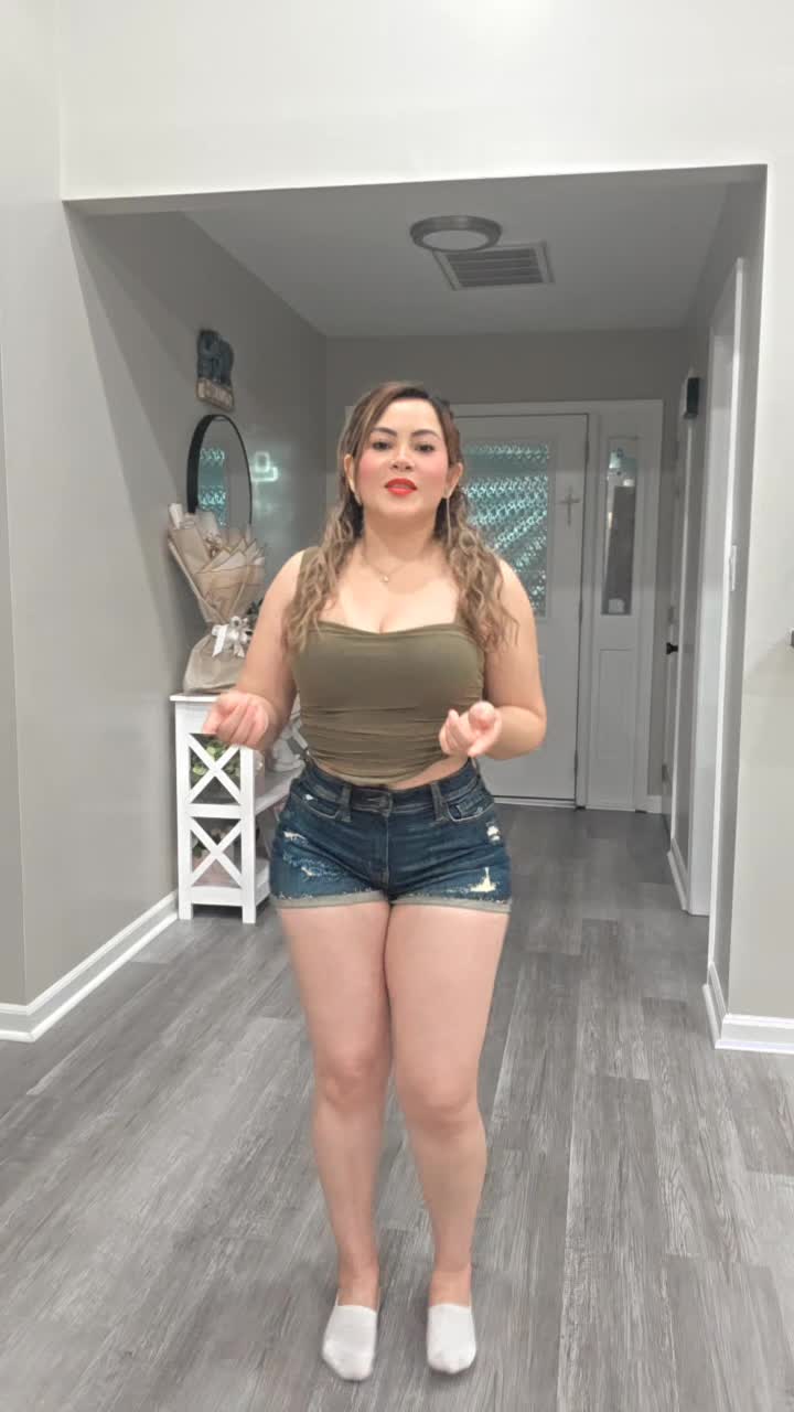 @😘Roxxy_flores🇸🇻💕