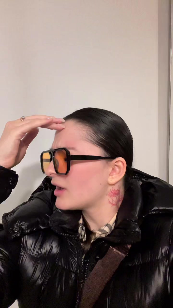 @V.