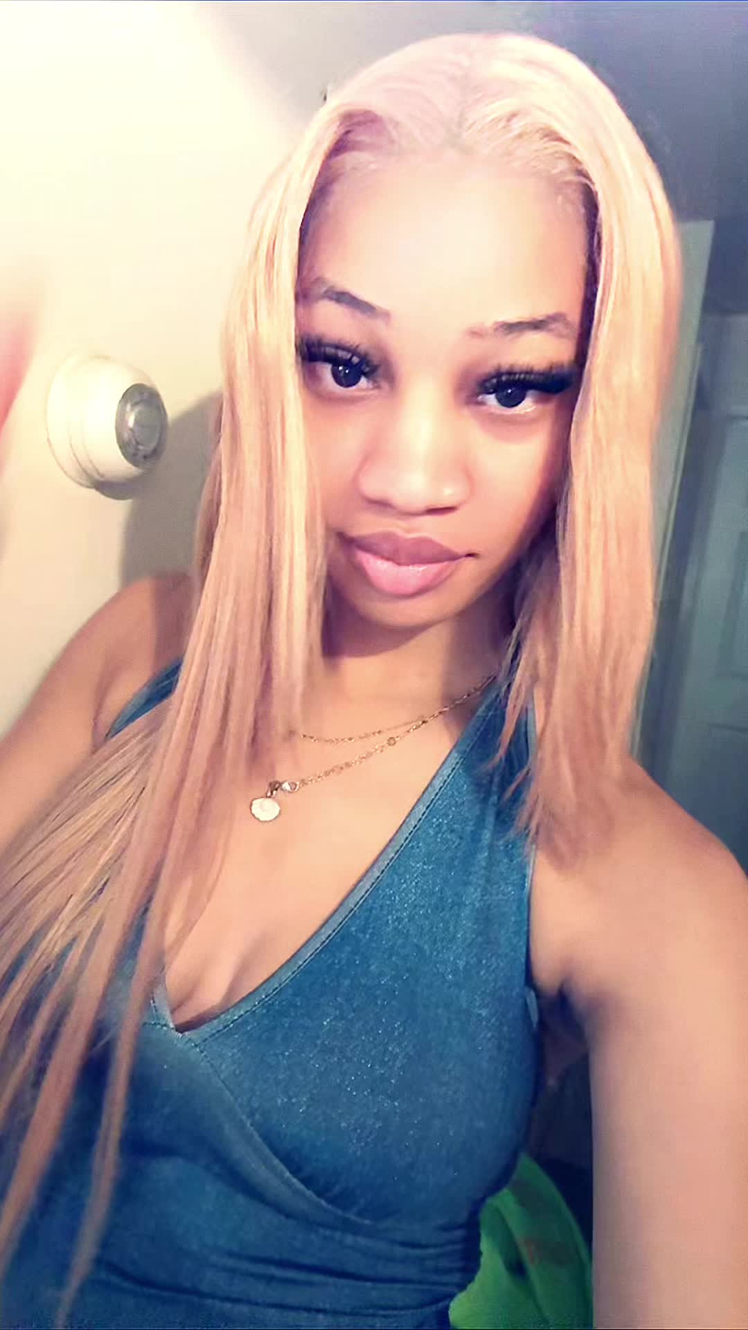 @ÇĦẼŘRŸ PĨÑĶŸ🧚🏻♀️🌸