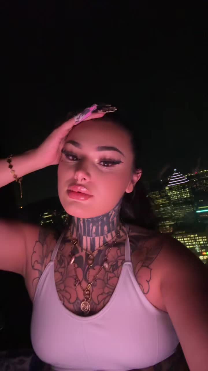 @Baddie_ink
