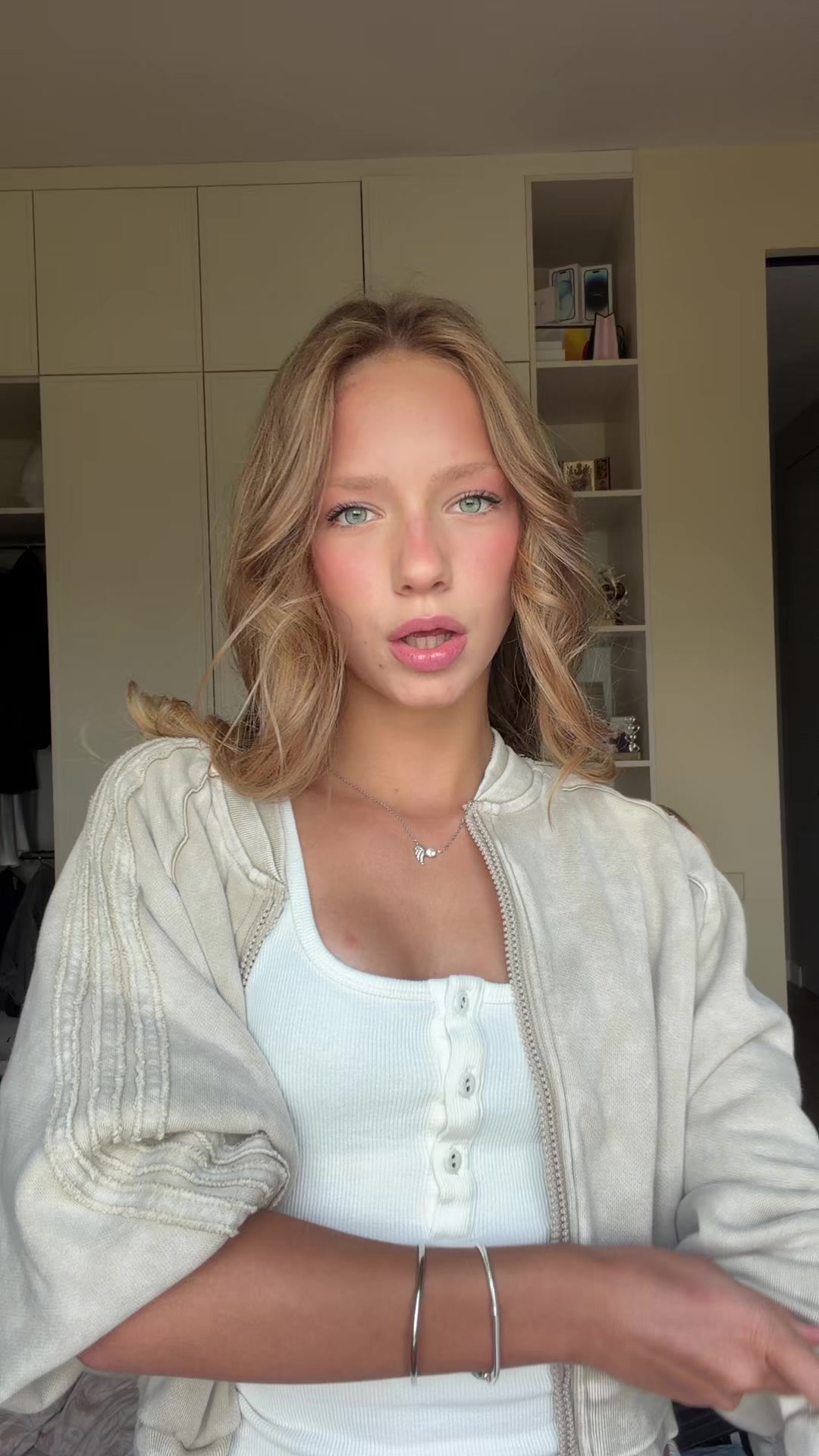 @Тгк: alliseme𝜗𝜚˚⋆