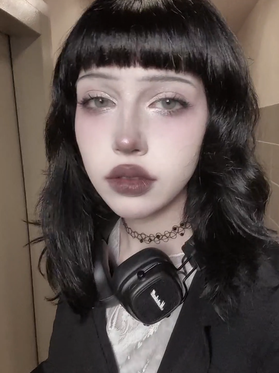 @рина дэйт 🕸️ ‧⁺˖