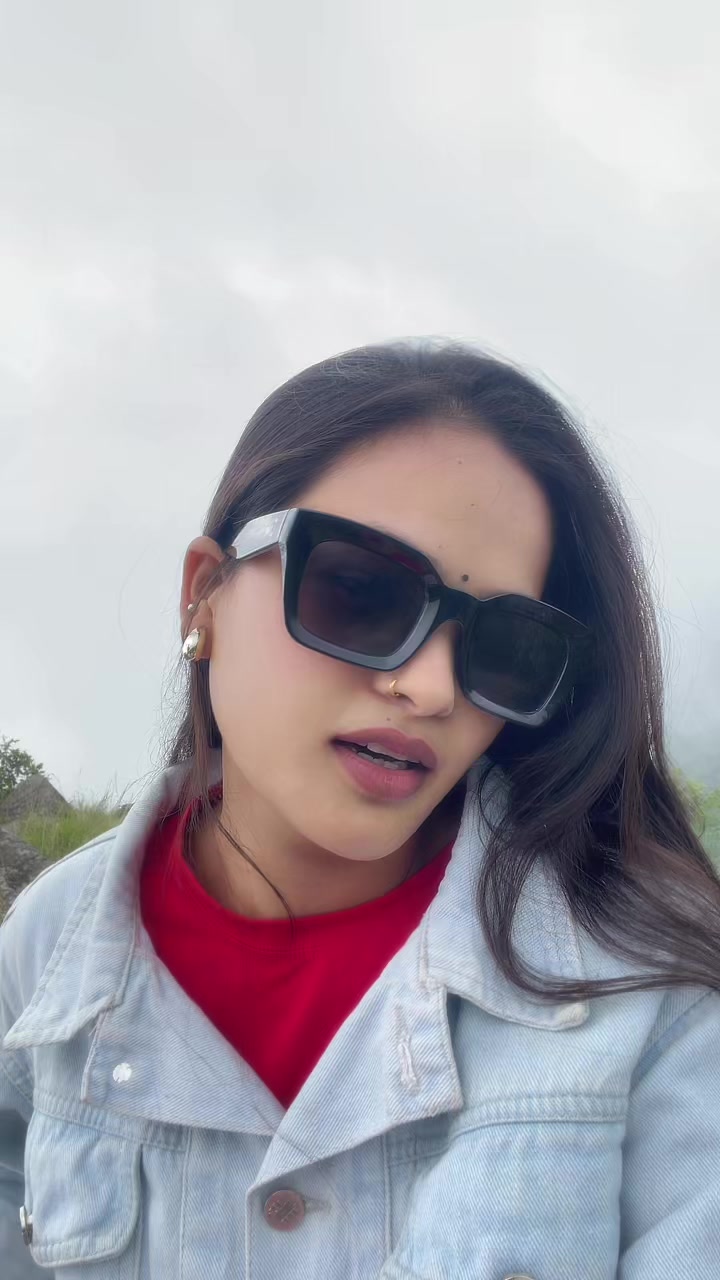 @रिया भण्डारी