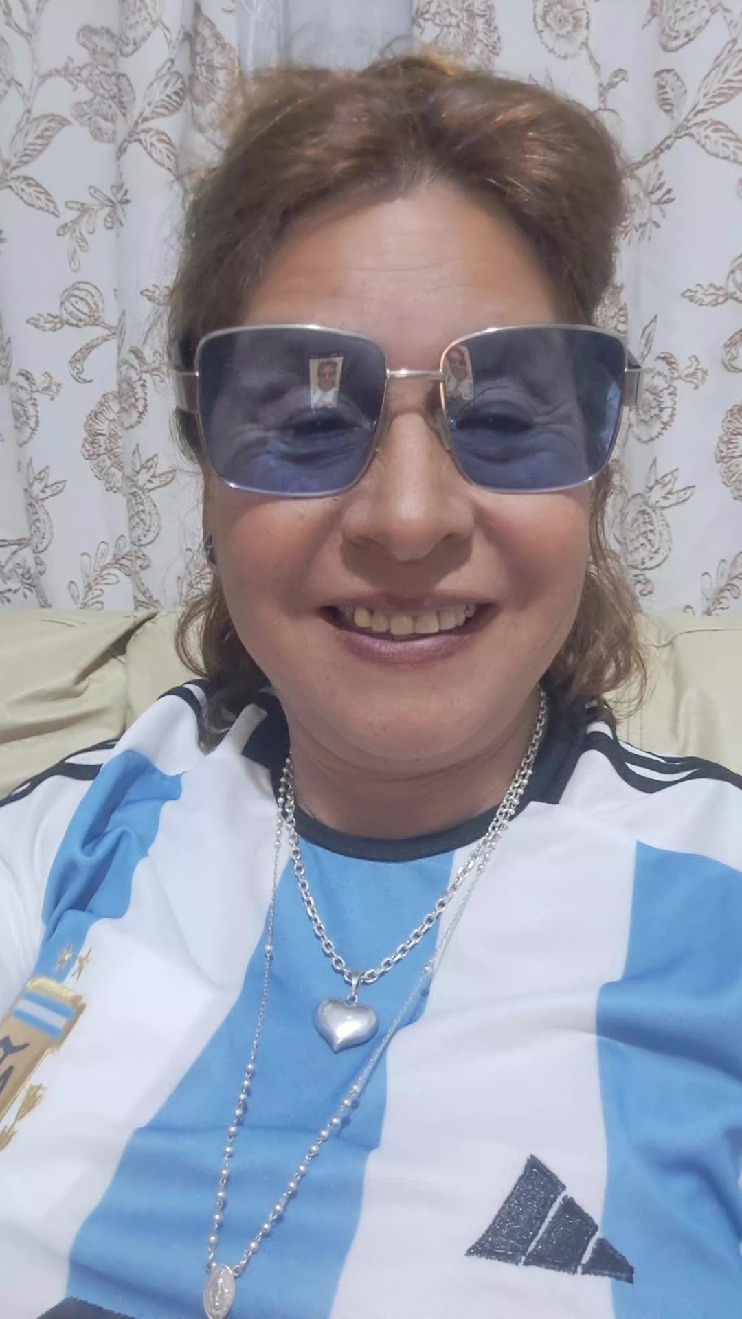 @Cristina Hinostroza