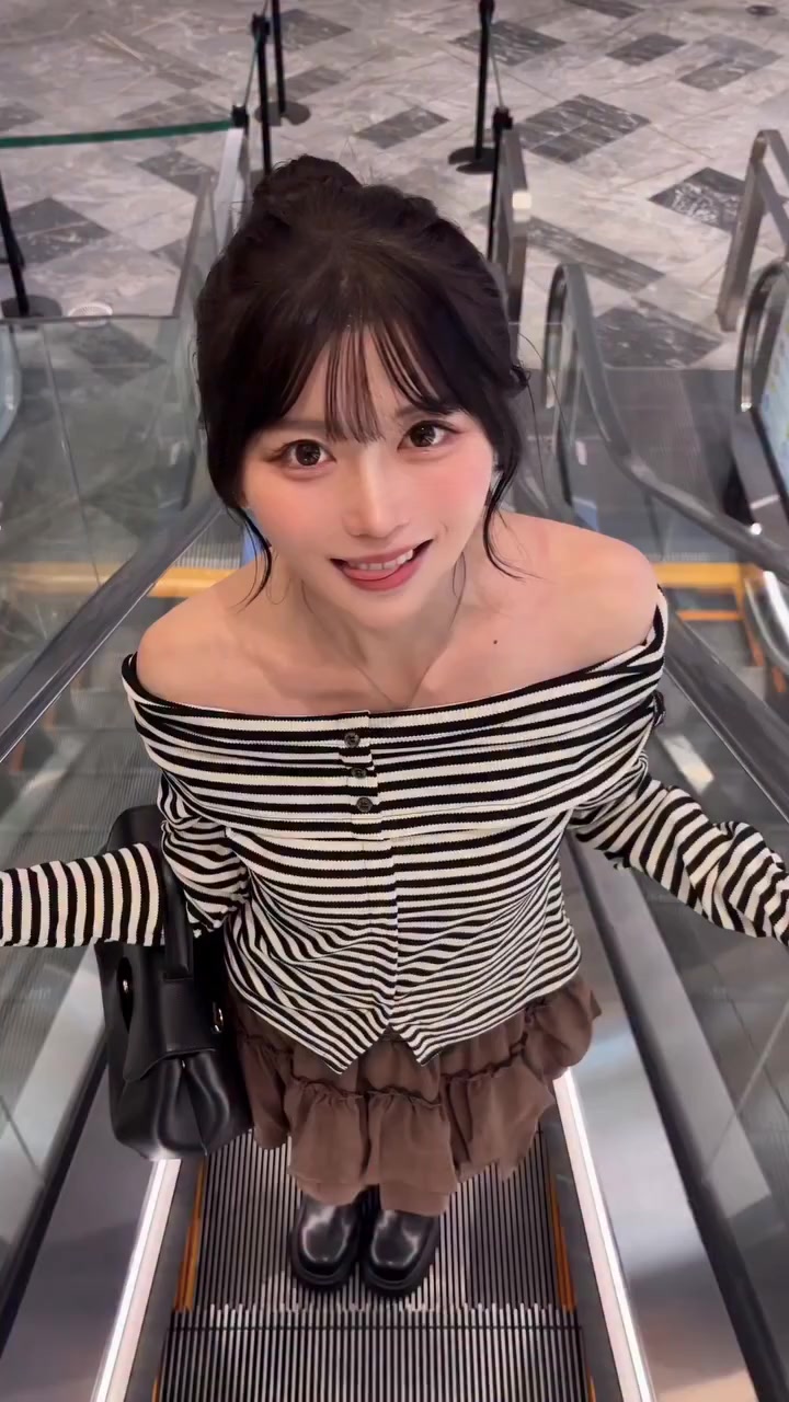 @山奈