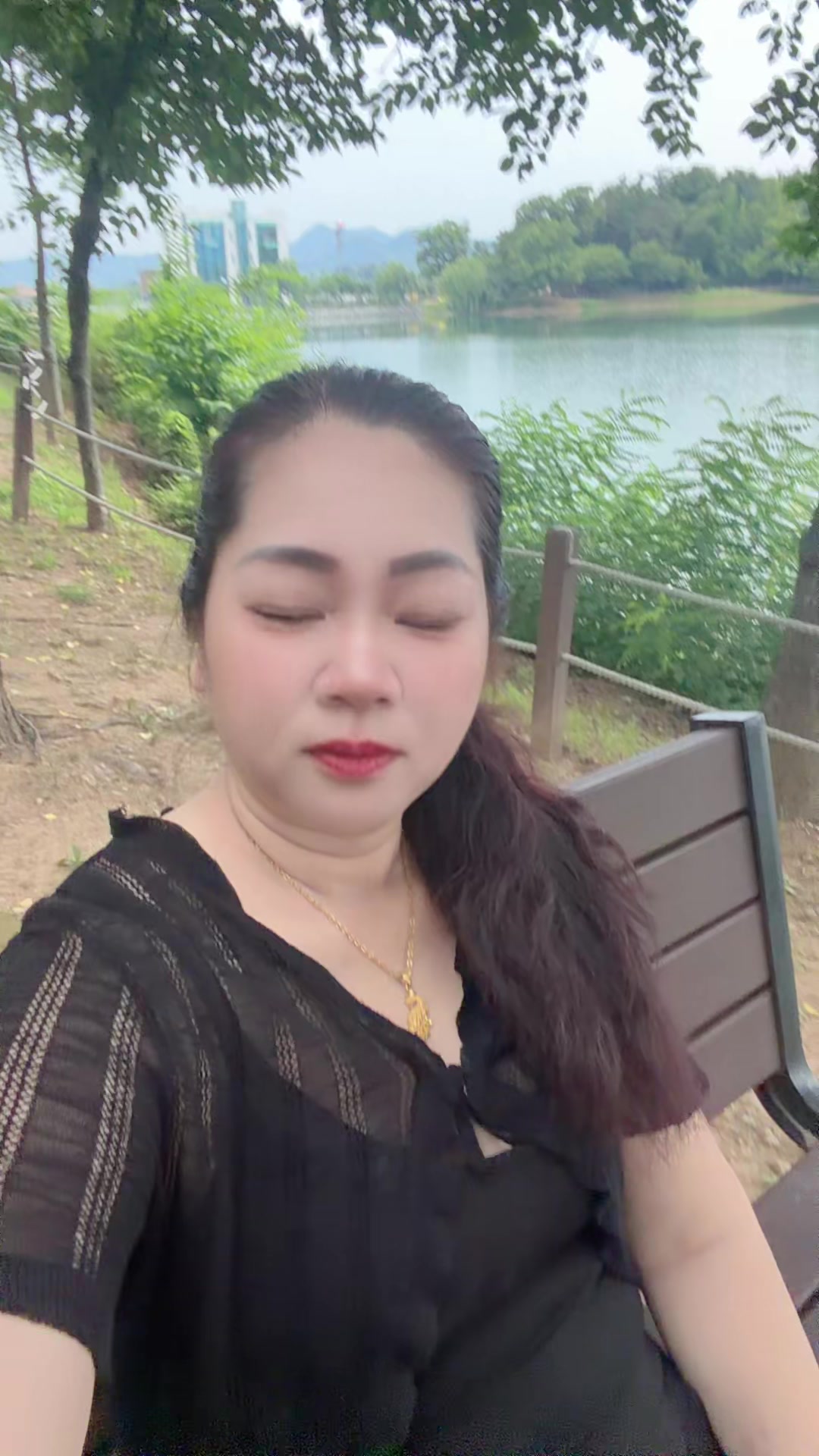 @Mai Thị Hà