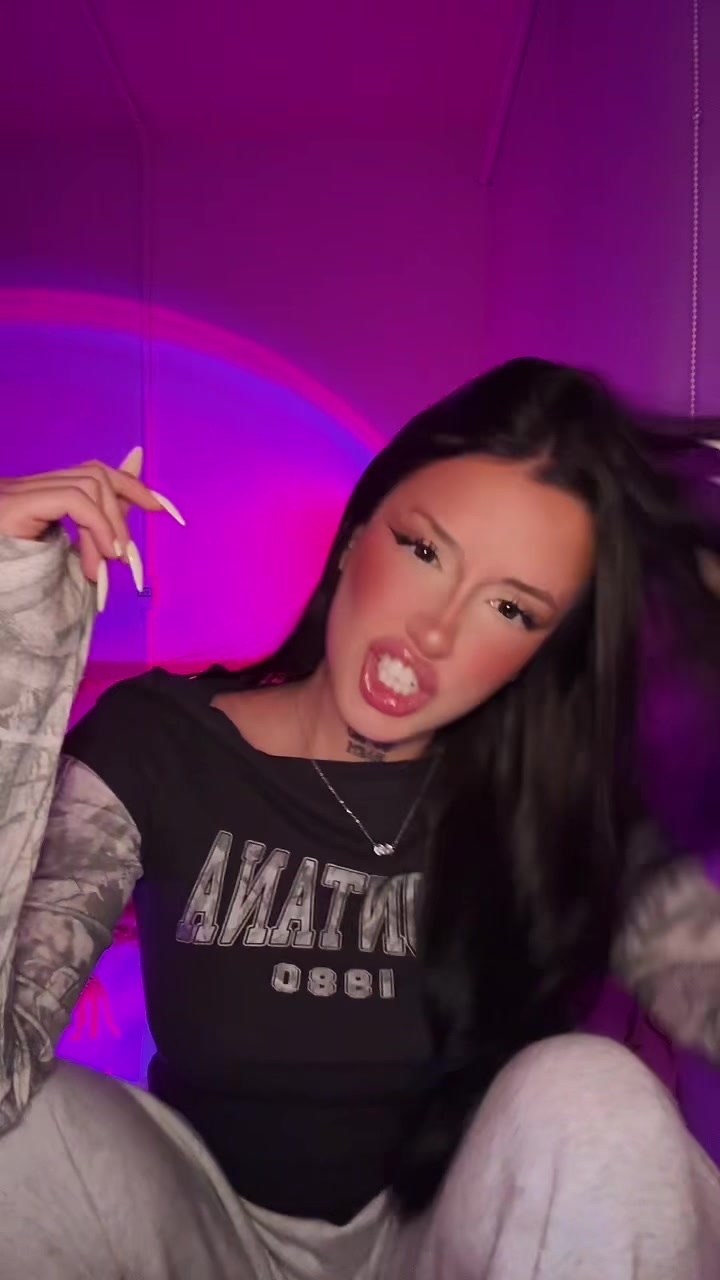@𝓟𝓪𝓾𝓵𝓪 💋