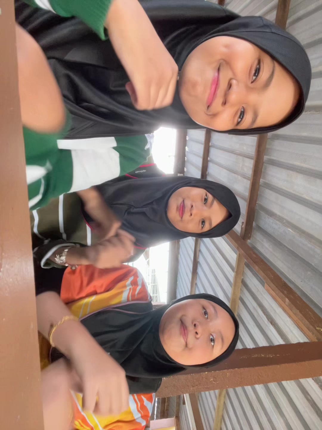 @ninis^_^