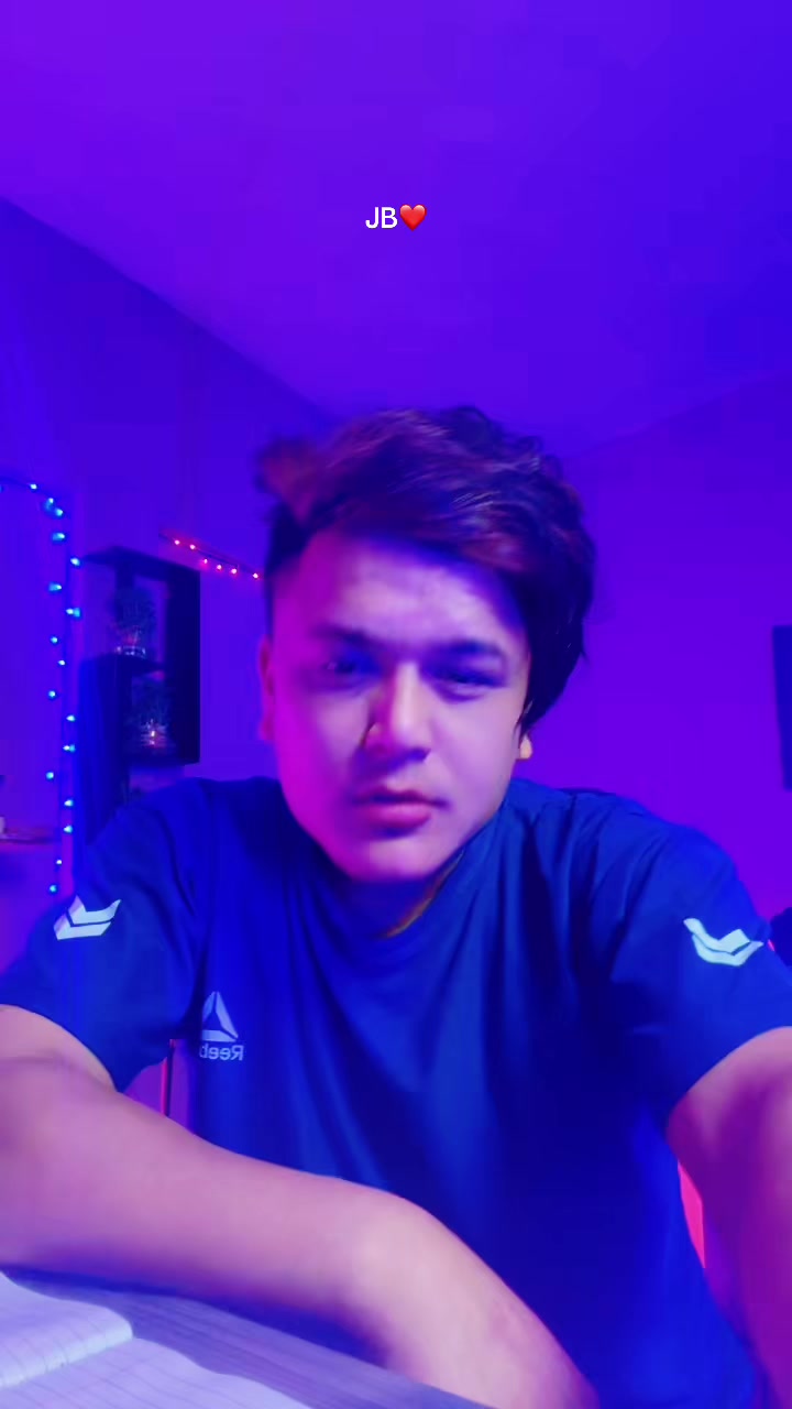 @SwagboyQ