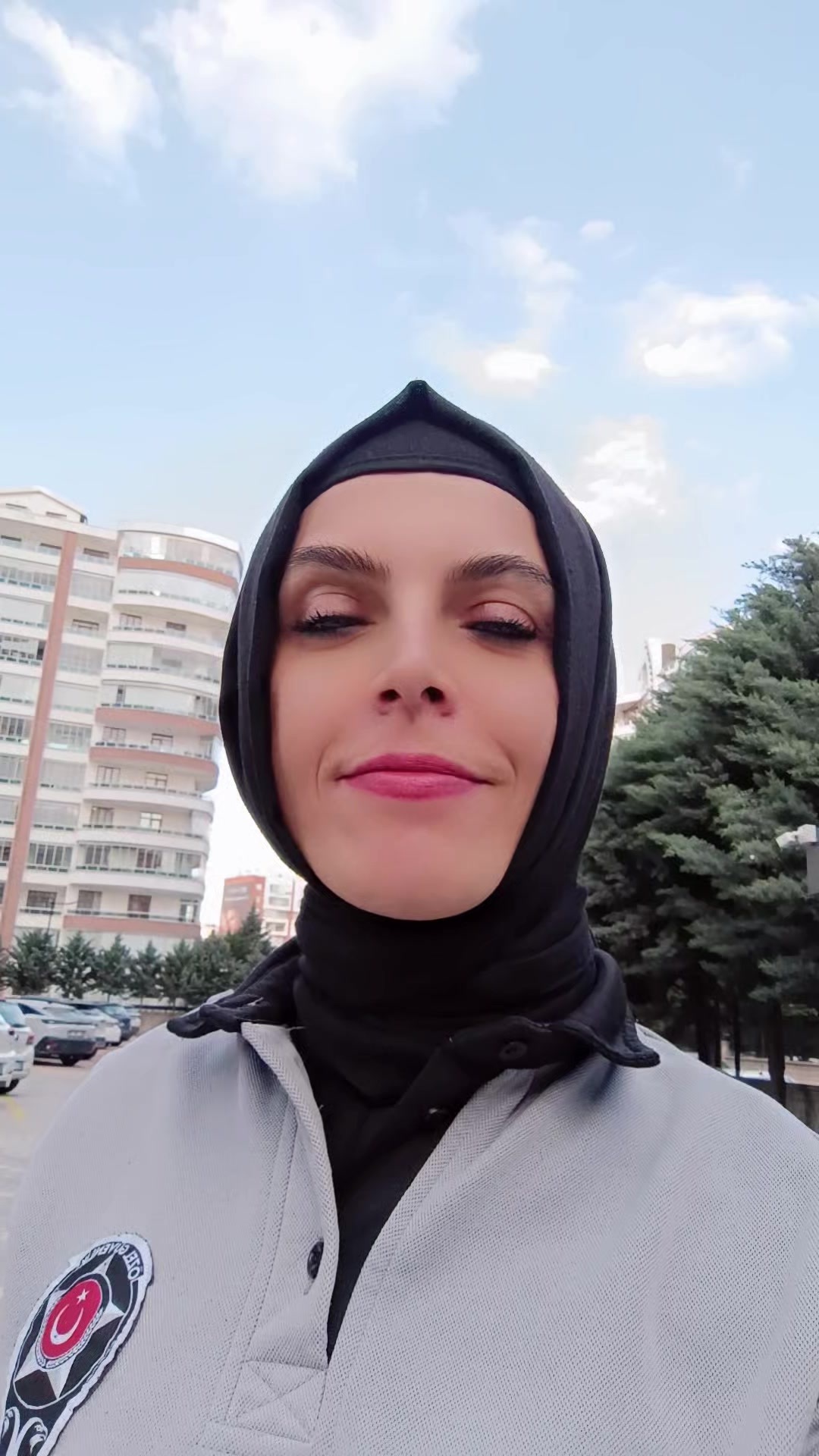 @Mesude Syr