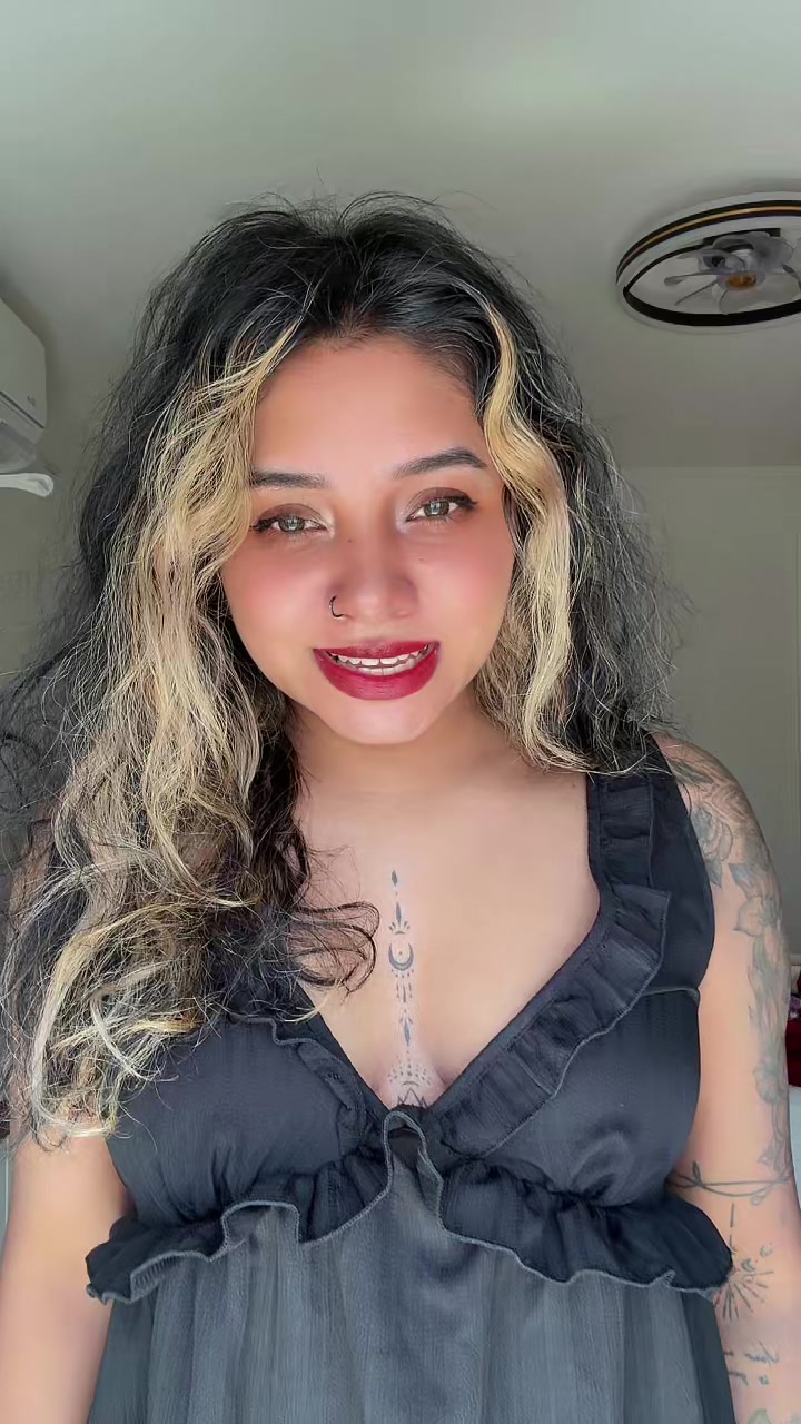 @Sabrina
