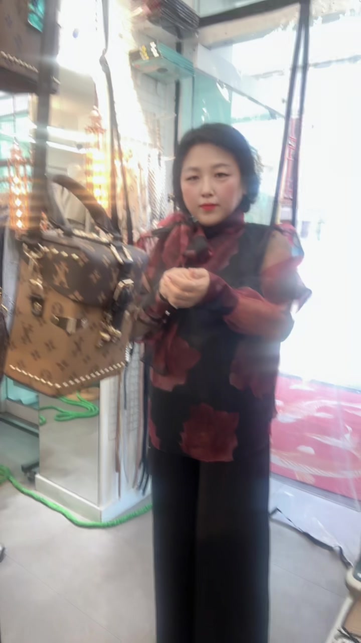 @hsj840603