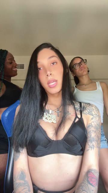 @DaRealHoodrich
