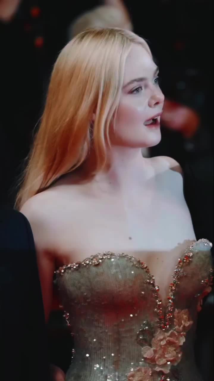@𝙀𝙡𝙡𝙚 𝙁𝙖𝙣𝙞𝙣𝙜 𝙁𝙖𝙣❤️