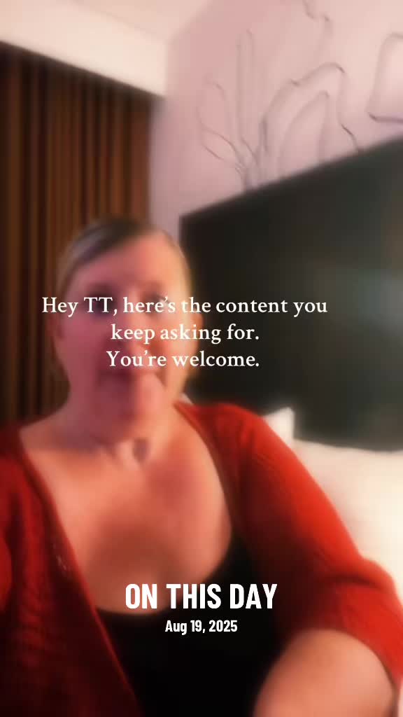 @itskellybarnes