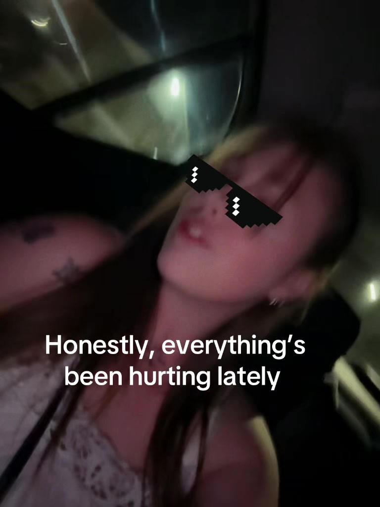 @Ari 🩶