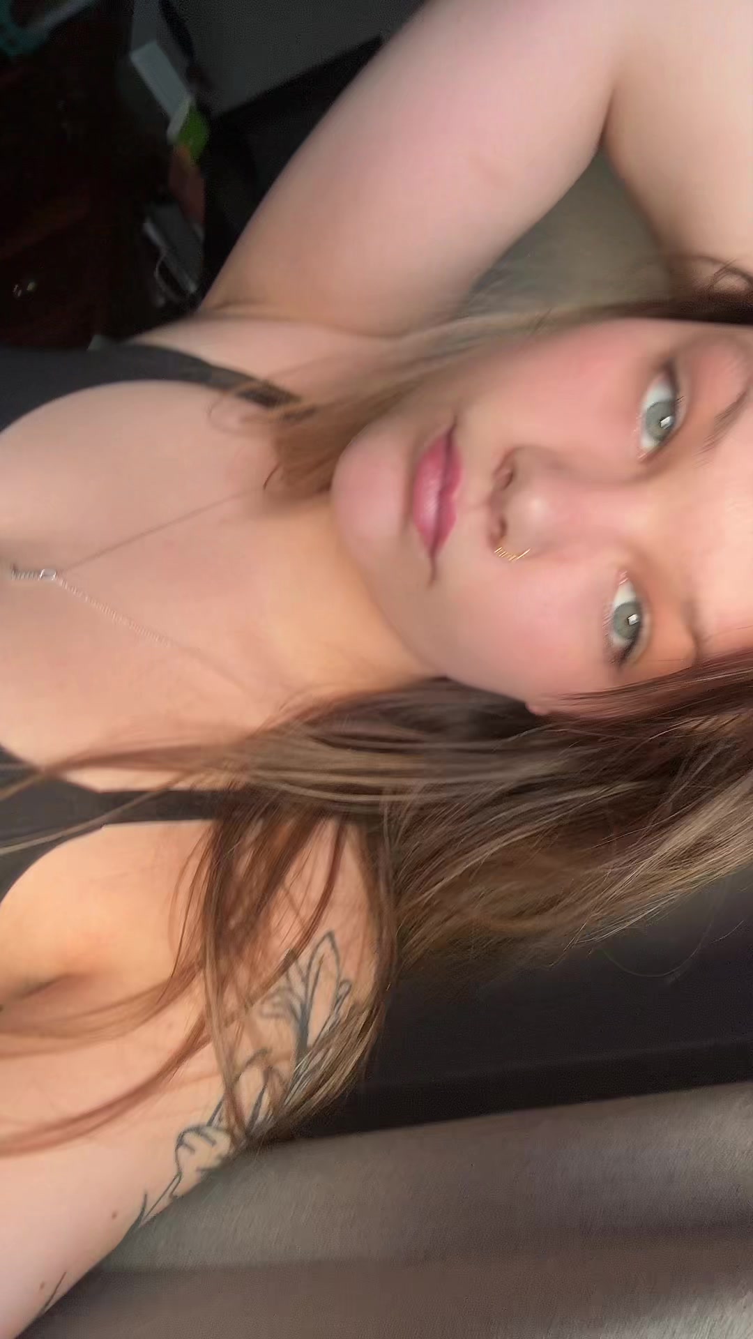 @hot bitch