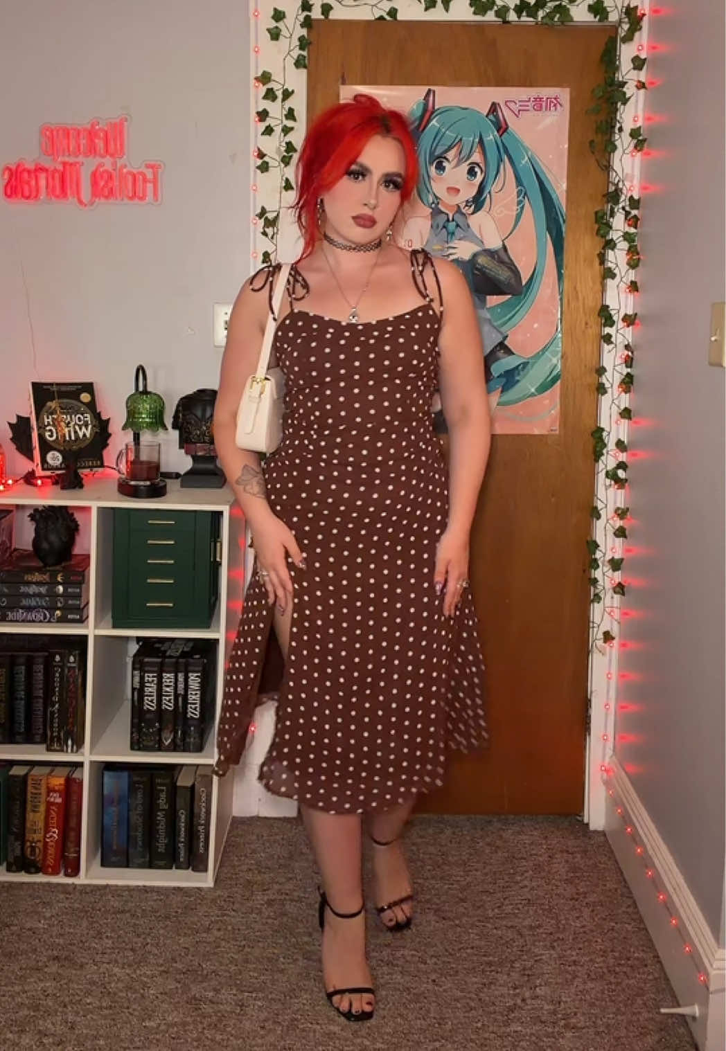 @simiviolet