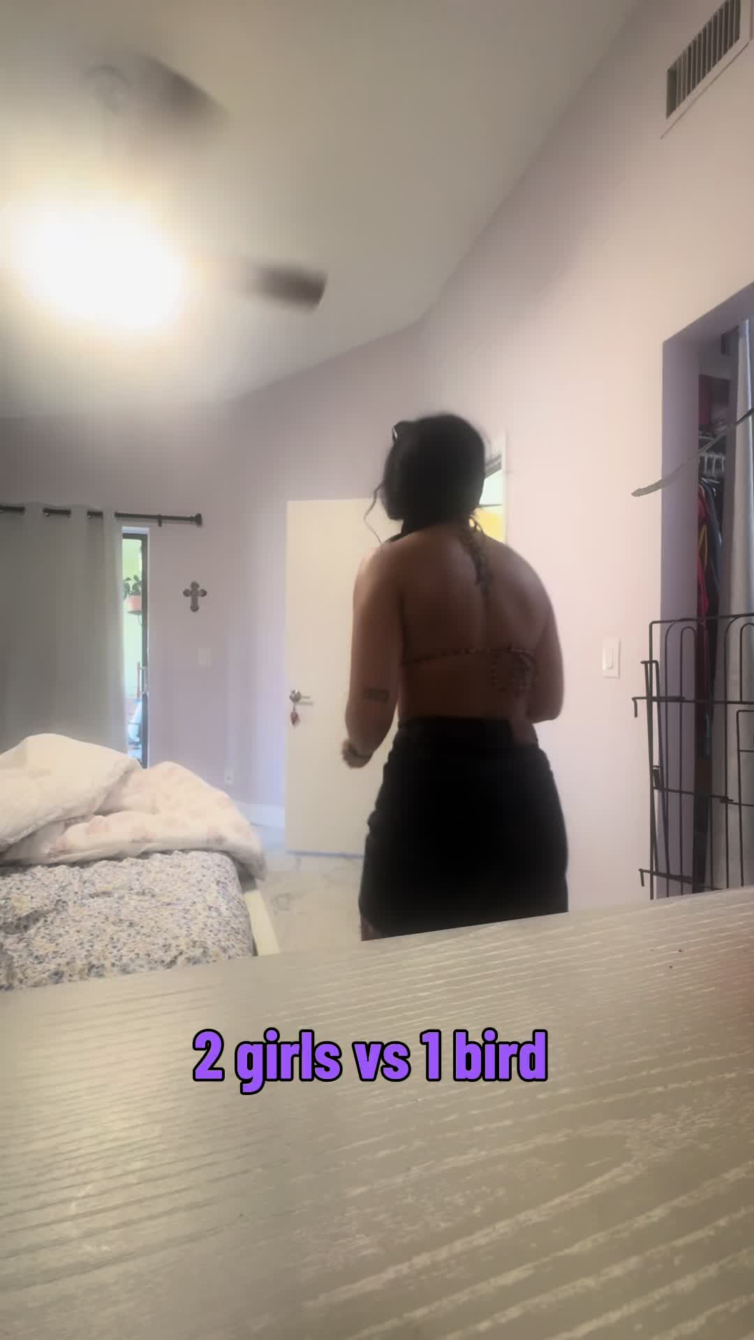 @Bella