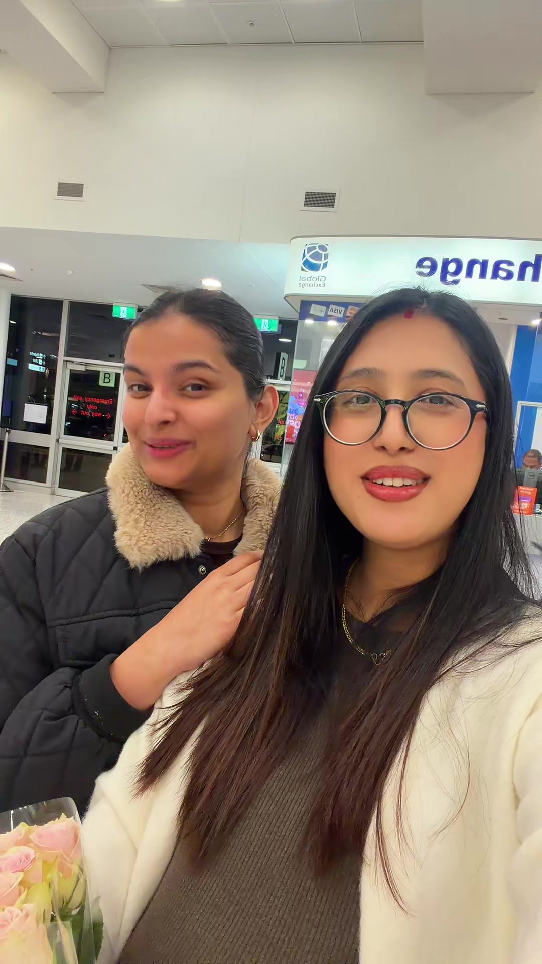 @Aneesa💫