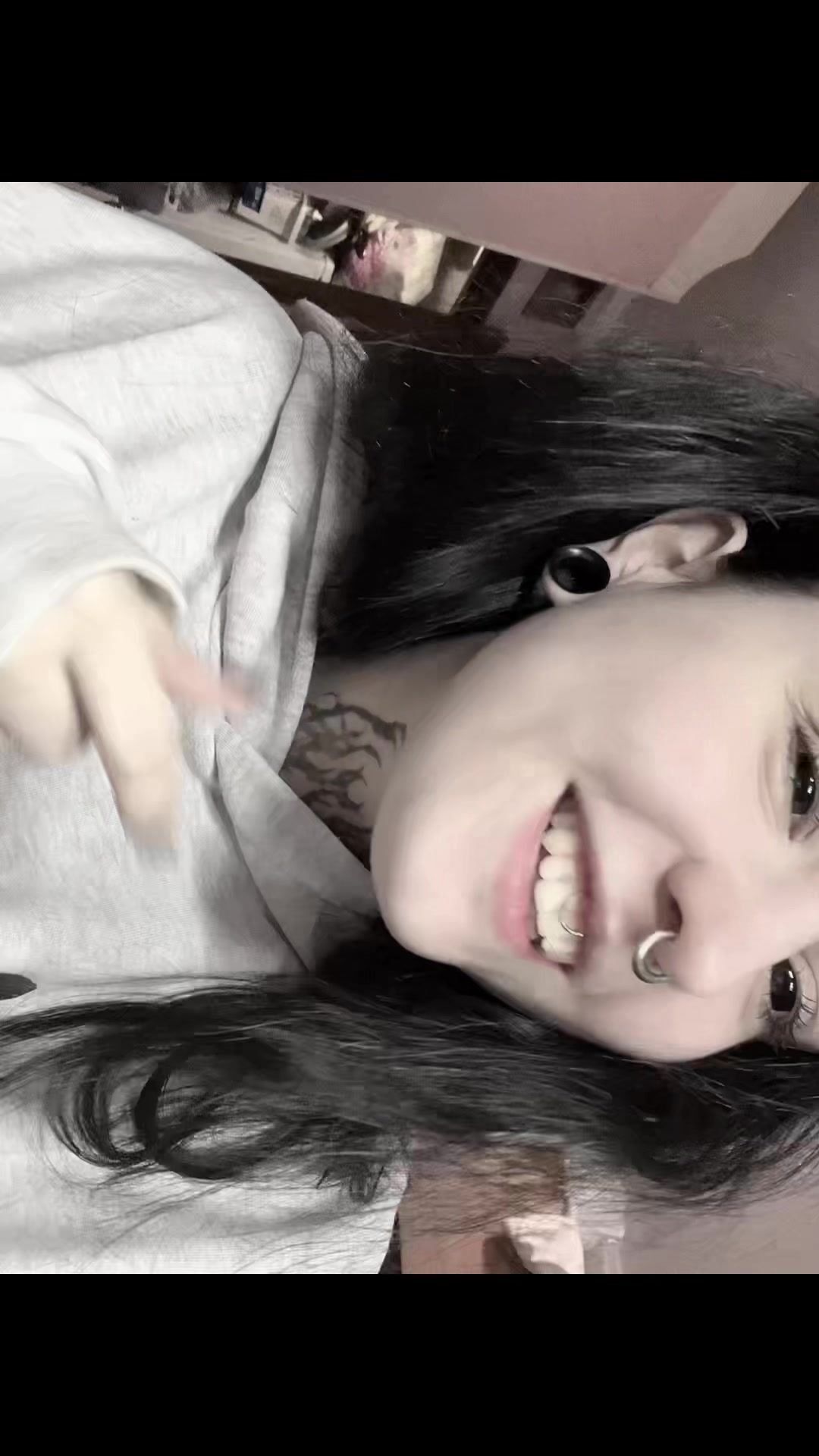 @sekretgirllllll