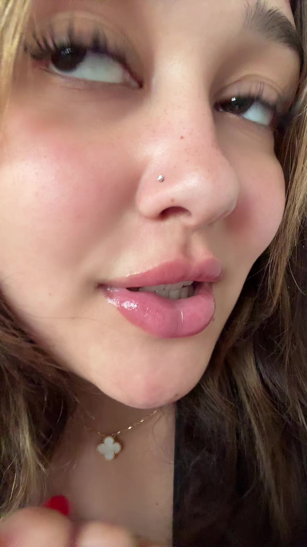 Jessica Kinley • Follows You (@xjessicakinley) - Urlebird