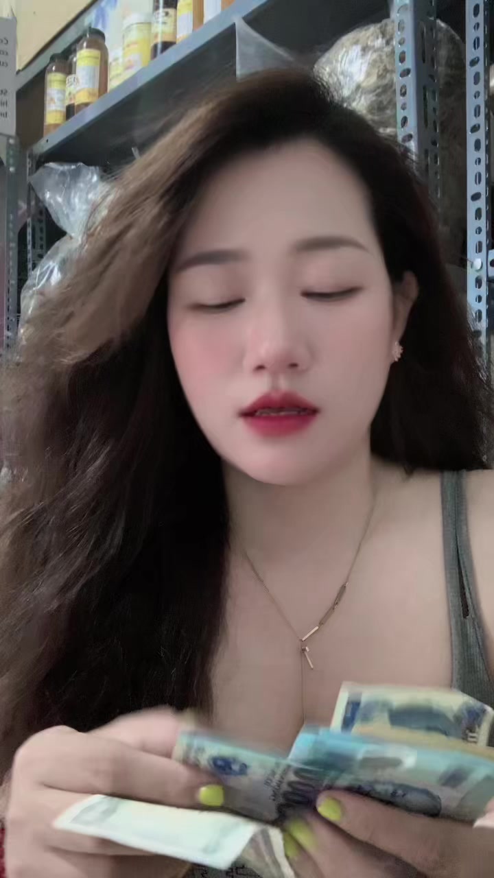 @nguyenthuy71988