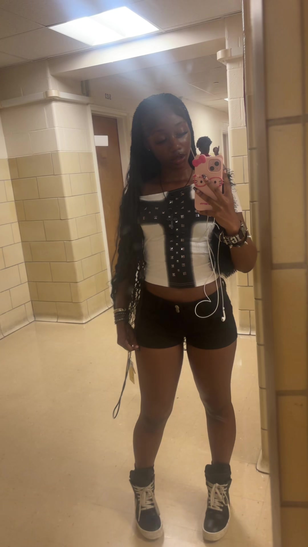 @yvlsaige