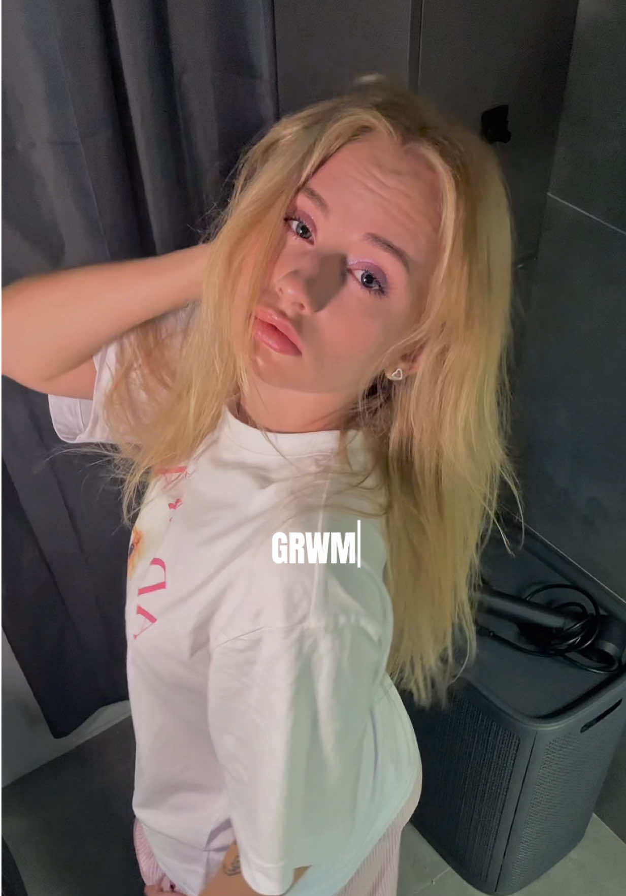 @поликs