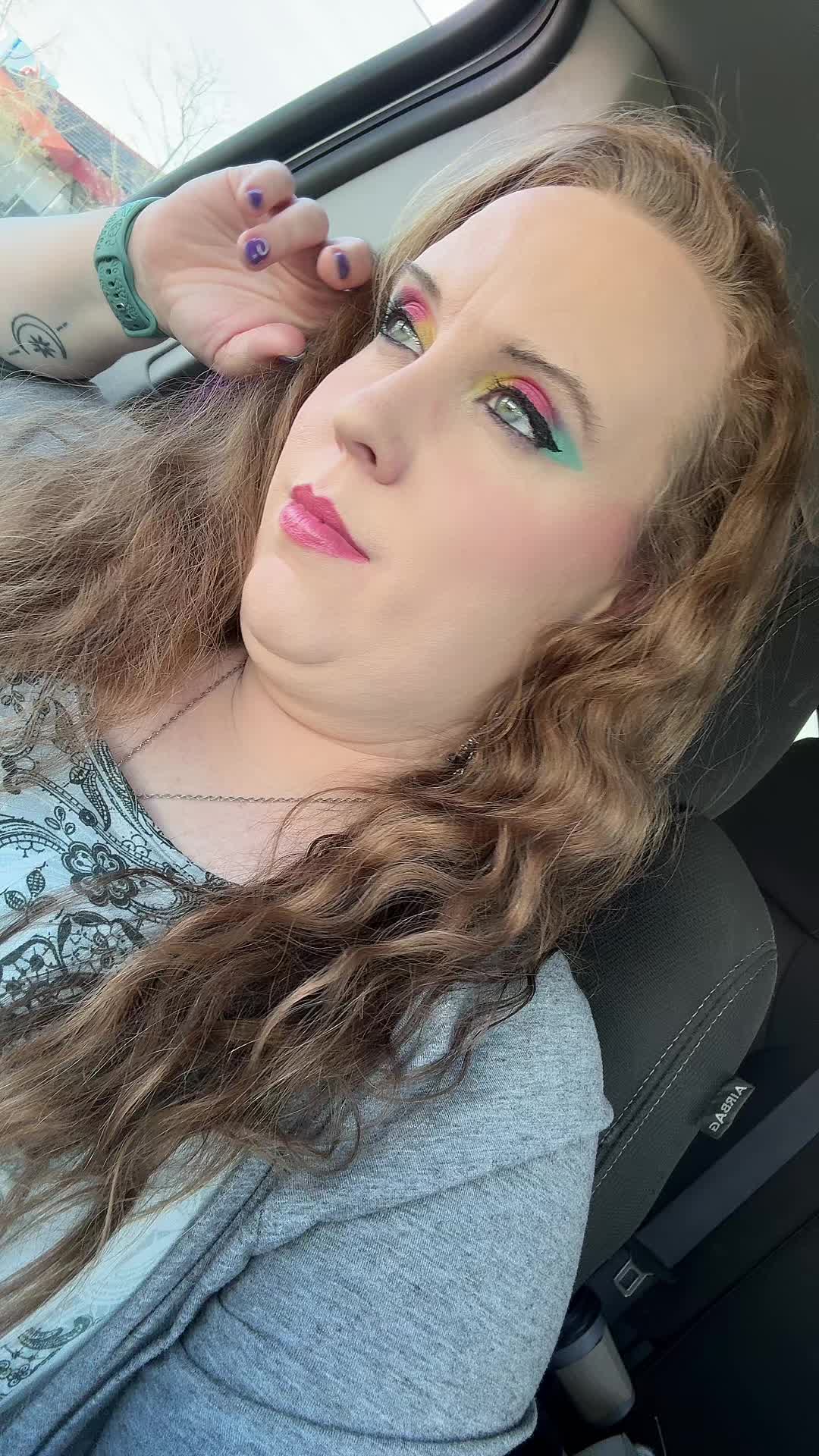 @HellyNyghtwolf16