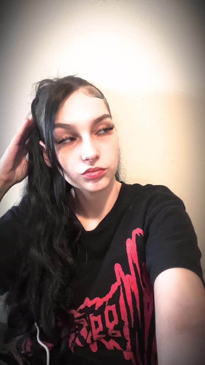 @Shy Shy🌪️