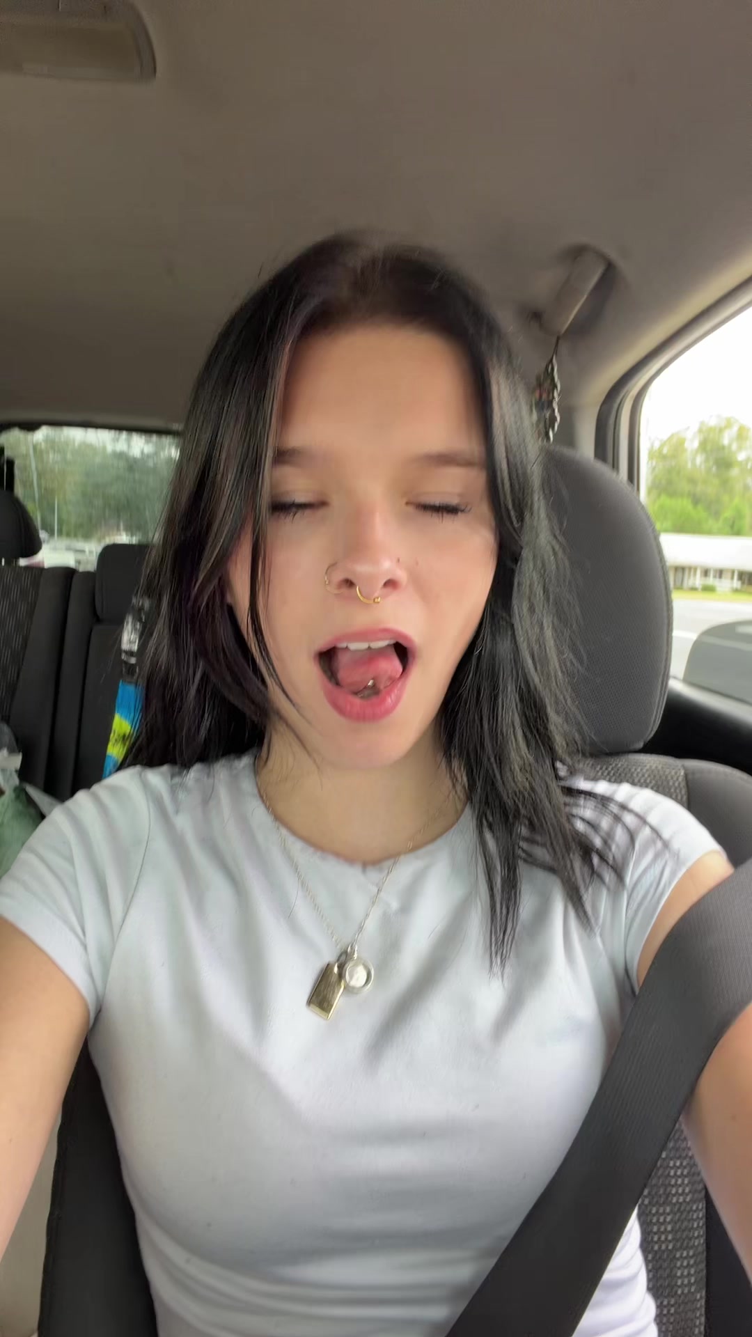 @ℒ✩𝓃𝒹✩𝓃🤍