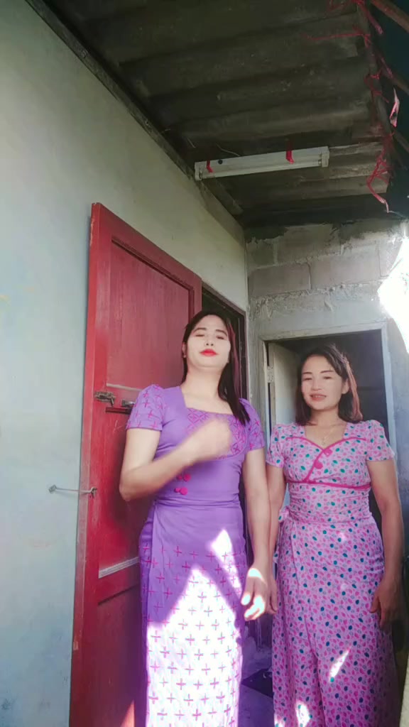 @ေမာင္ ေမာင္