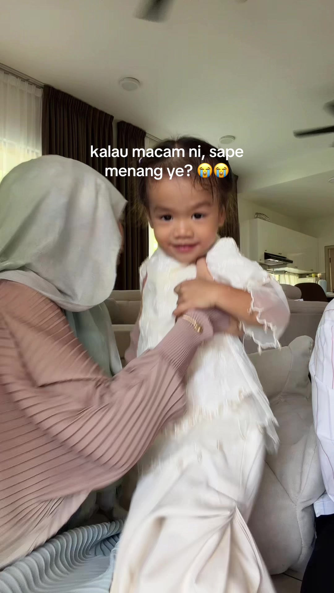 @aida razmannn