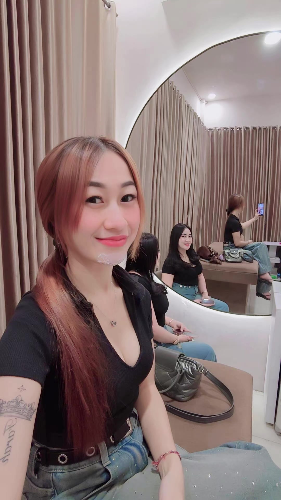 @VARA💋