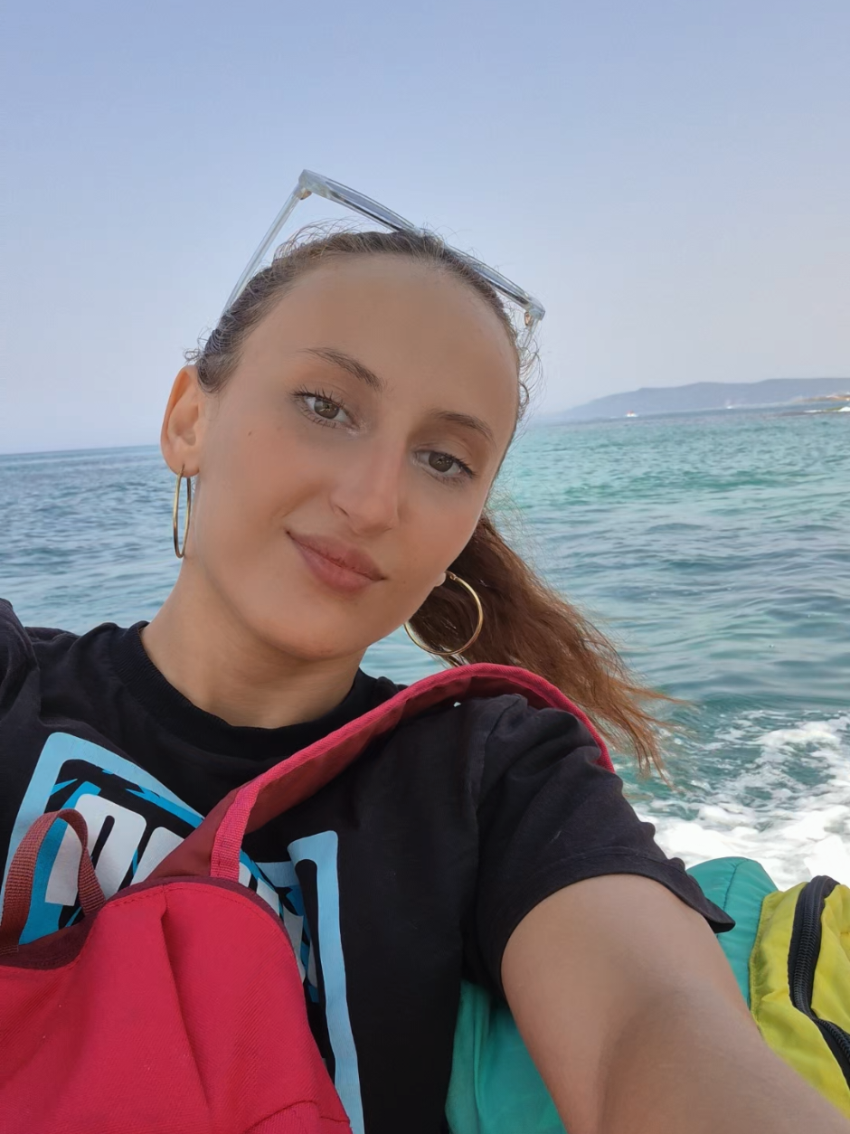 @NAÏ